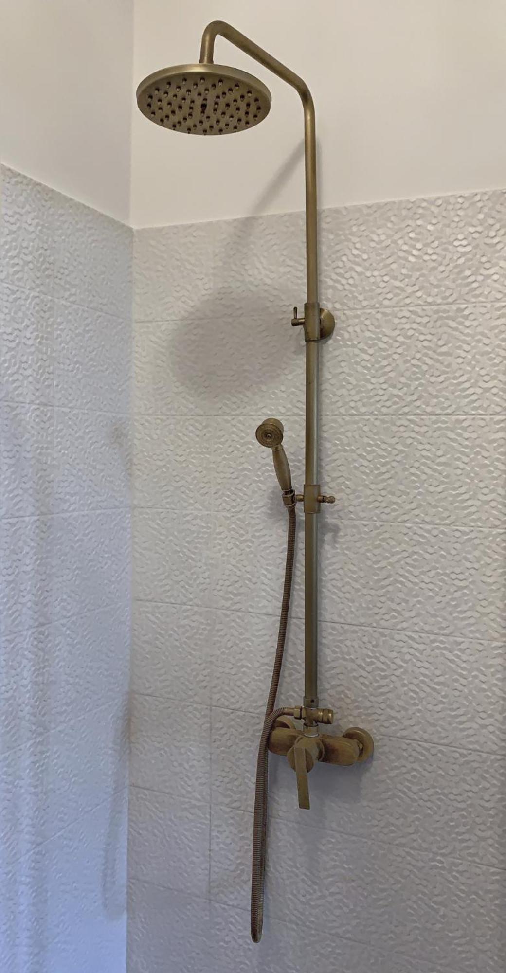G-House Modernes Apartment Mit Tollem Ausblick 加尔达湖滨 外观 照片