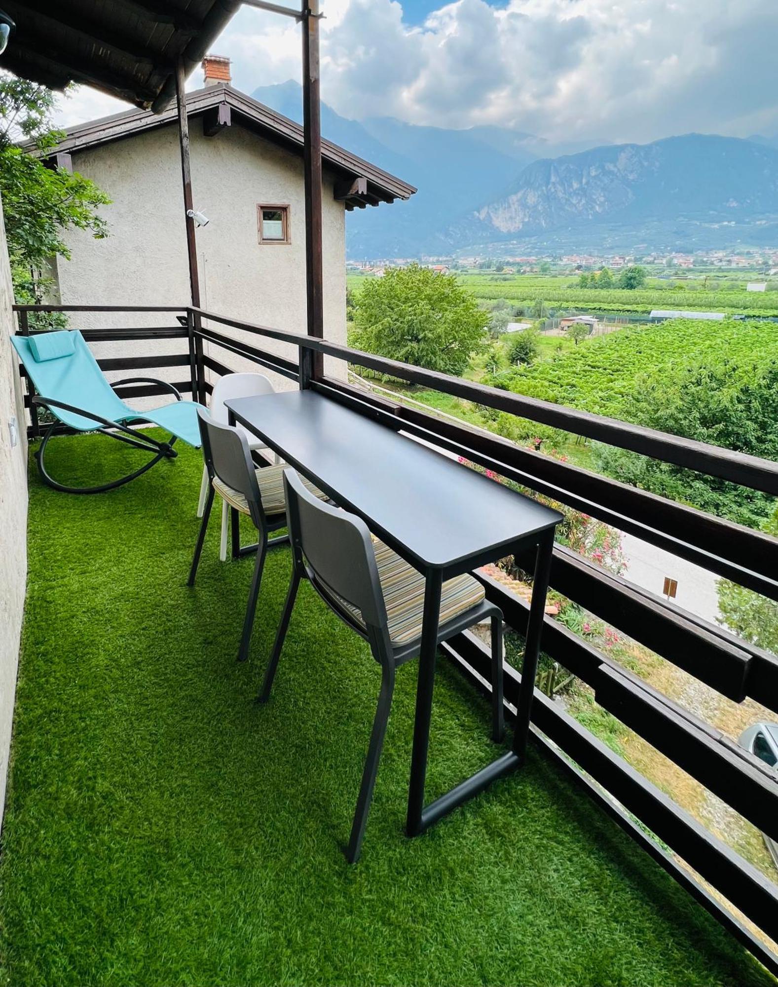G-House Modernes Apartment Mit Tollem Ausblick 加尔达湖滨 外观 照片